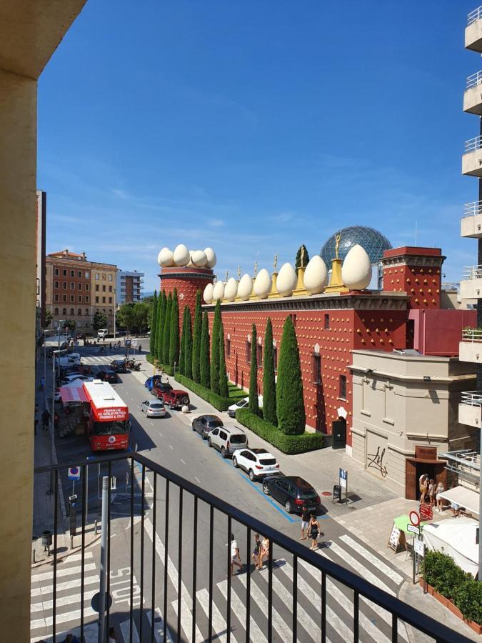 Apartamentos Enfrente Del Museo Dali Figueres  Exteriör bild